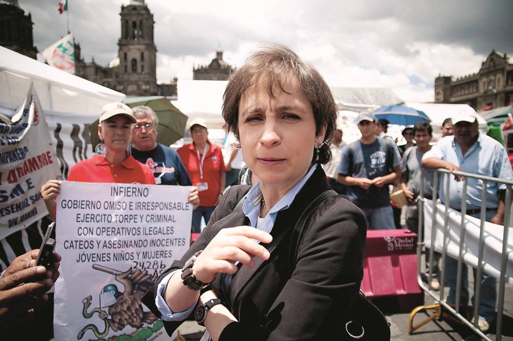 Carmen_Aristegui_en_el_campamento_del_SME