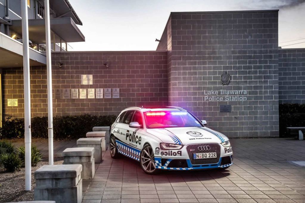 South-Wales-Police-Audi-RS4-1