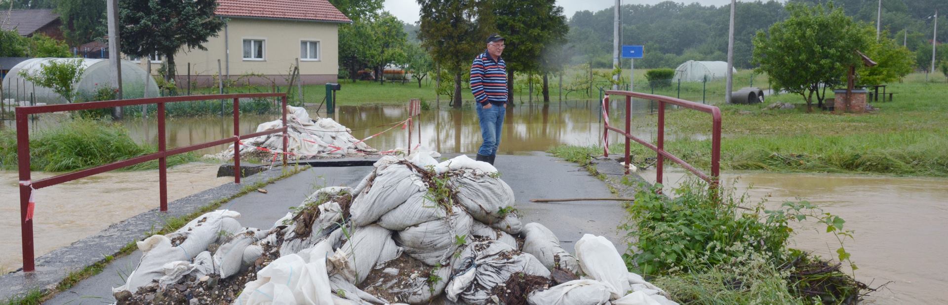 VIDEO: Velike poplave diljem Albanije, voda i na ulicama Tirane