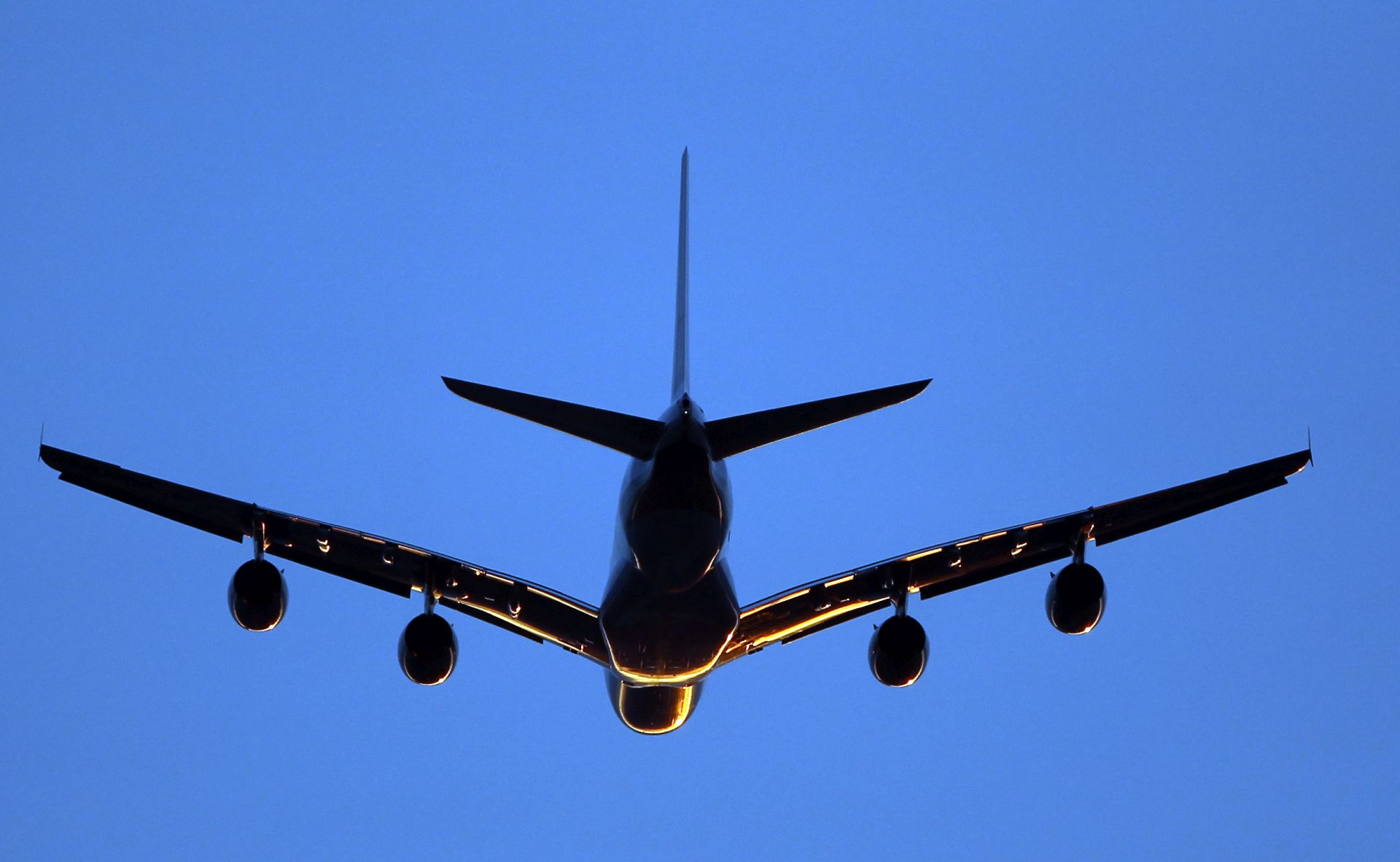 NA POVRATKU IZ ŽENEVE: Britanski putnički zrakoplov udarila bespilotna letjelica