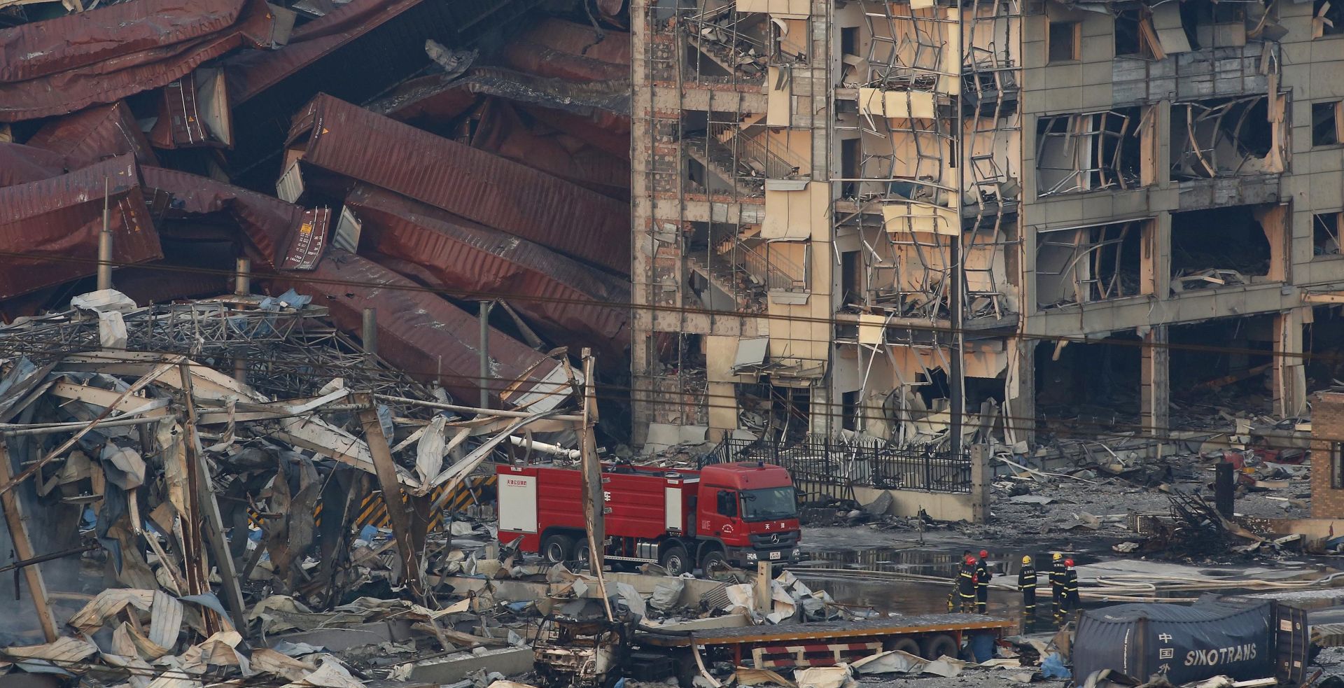 NOVE BROJKE U eksplozijama u Tianjinu 123 mrtvih, 624 ozlijeđenih, još 50 nestalih