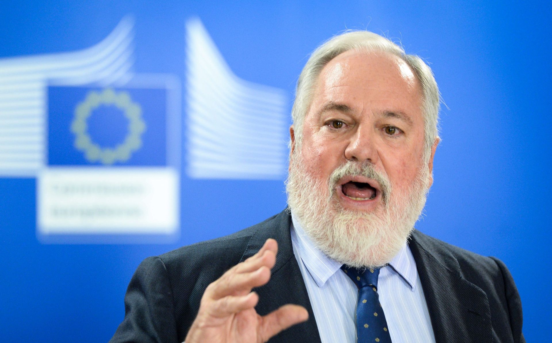 Povjerenik za klimu EU-a Canete podupire samo snažan dogovor u Parizu