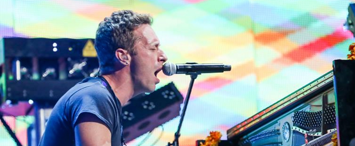 VIDEO: Coldplay na koncertu održali minutu šutnje i izveli pjesmu Johna Lennona