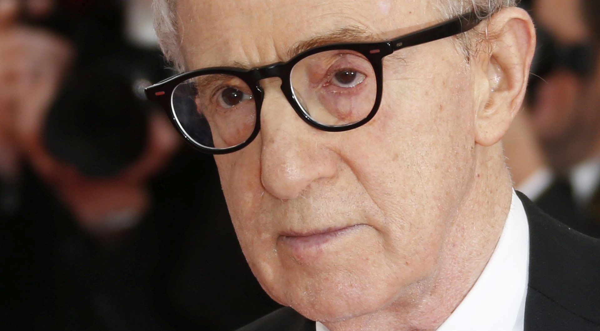 epa05039408 (FILE) A file picture dated 15 May 2015 shows US director Woody Allen arriving for the screening of 'Irrational Man' during the 68th annual Cannes Film Festival, in Cannes, France. Woody Allenwill turn 80 on 01 December 2015.  EPA/GUILLAUME HORCAJUELO