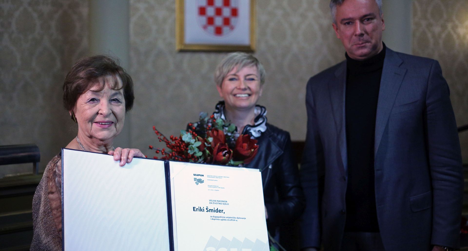 I DALJE AKTIVNO DJELUJE: Erika Šmider primila Nagradu za životno djelo ULUPUH-a