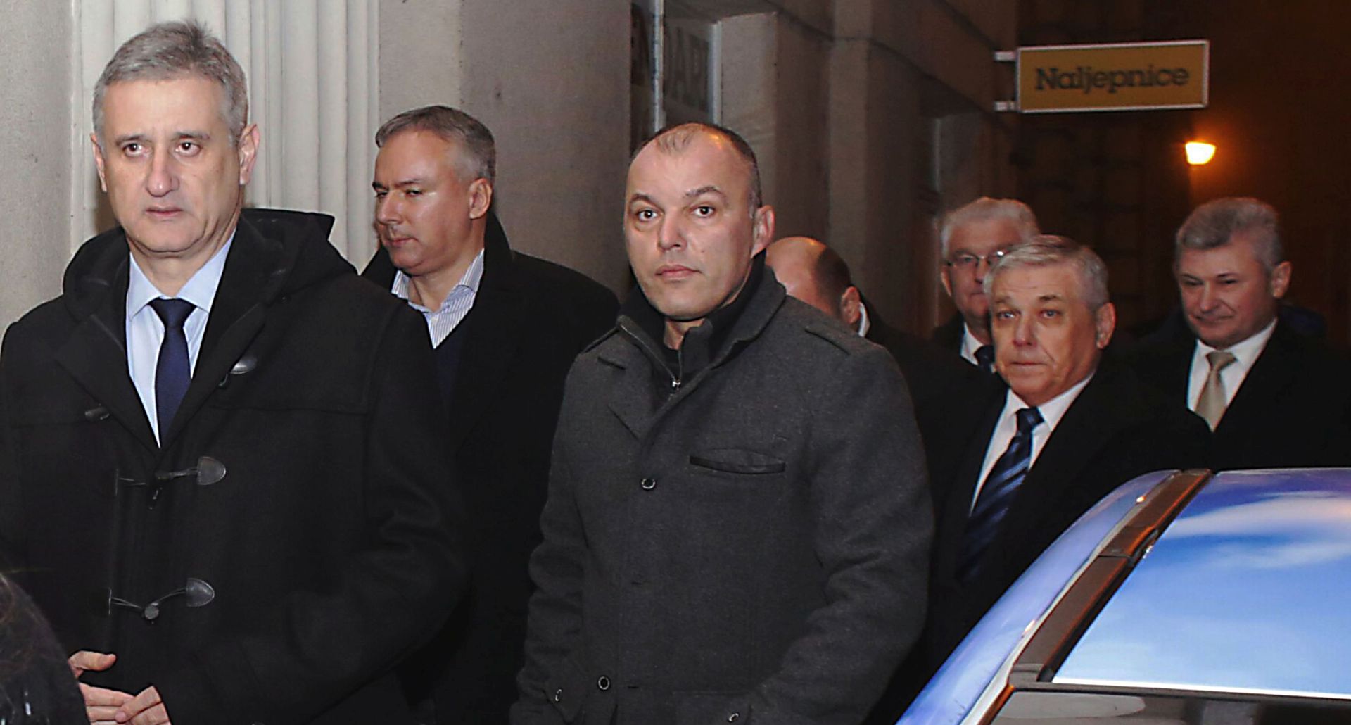 Zagreb, 19.12.2015 - Predsjednik HDZ-a Tomislav Karamarko iziao je s tripartitnoga sastanka s predstavnicima MOST-a i koalicije Hrvatska raste i izjavio kako ne moe potpisivati uvjete to ih je ponudio Most.
foto HINA/ Tomislav PAVLEK/ ik