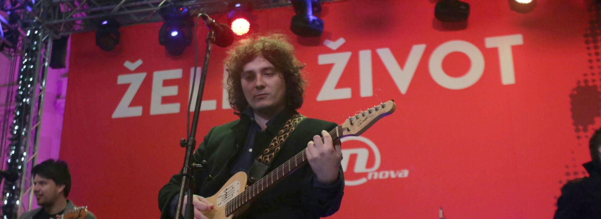 Zagreb, 21.12.2015 - Humanitarni koncert 'elim ivot' Zaklade Ana Rukavina. Na slici Mejai. foto HINA/ Tomislav PAVLEK/ ik