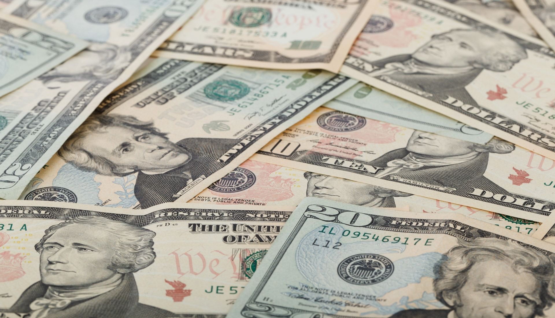 Dolar u 2015. ojačao 9 posto prema košarici valuta