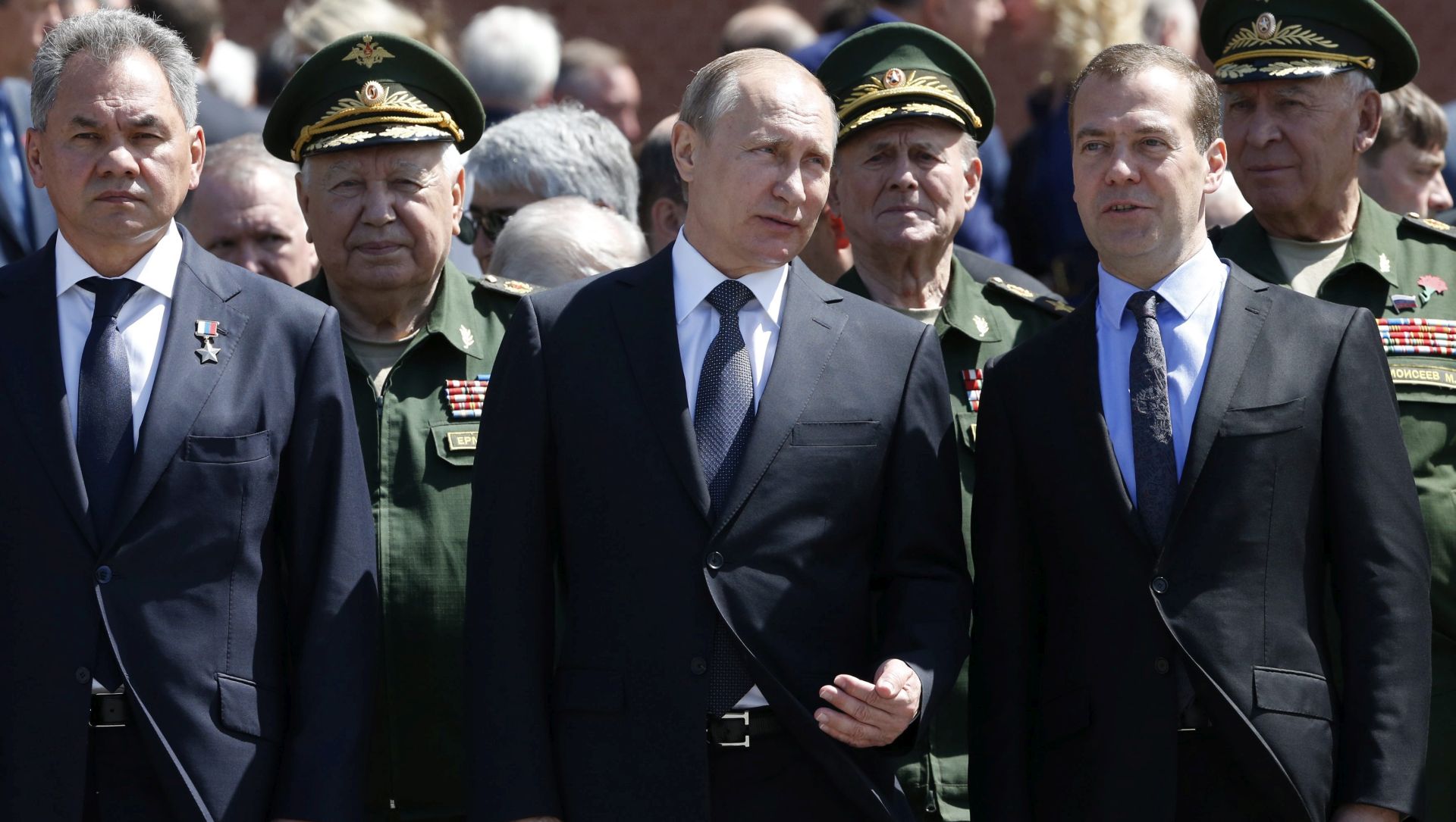 Putin: Rusija zbog NATO-a mora ojačati borbenu spremnost