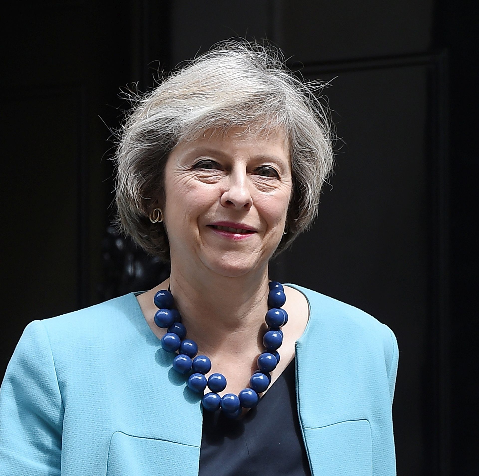 epa05398405 (FILE) A file photograph showing Britain's Secretary of State for the Home Department Theresa May leaves after a cabinet meeting at Downing Street in London, Britain, 27 June 2016. Media reports on 30 June 2016 that Theresa May is to run in the Conservative Party leadership contest with the winner to be announced on 09 September 2016.  EPA/ANDY RAIN