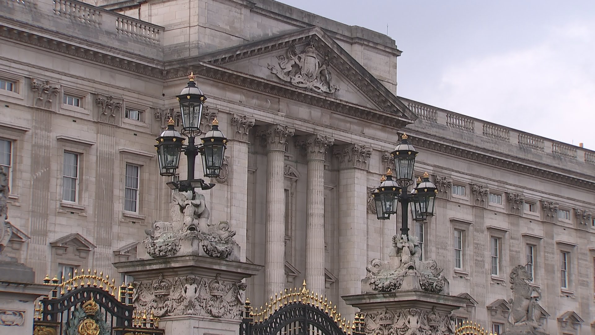 VIDEO: Buckinghamsku palaču očekuje obnova