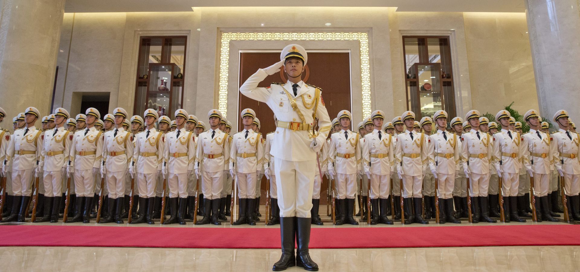 epa05430095 A navy honor guard prepares for a welcome ceremony for US Chief of Naval Operations Adm. John Richardson (not pictured), at the Chinese Navy Headquarters in Beijing, China, 18 July 2016. Richardson is on a three-day official visit to China and will discuss bilateral militaries ties and the South China Sea with his Chinese counterparts.  EPA/NG HAN GUAN  / POOL
