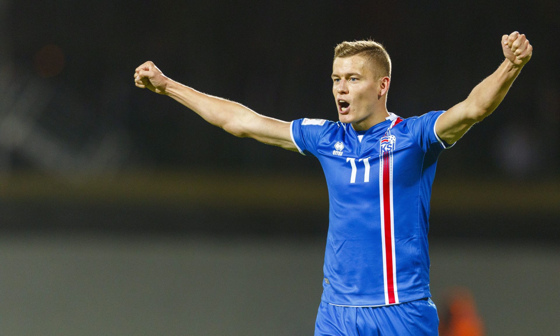 epa05573744 Iceland's Alfred Finnbogason celebrates a goal during the FIFA World Cup 2018 qualifying soccer match between Iceland and Finland at Laugardalsvollur stadium in Reykjavik, Iceland, 06 October 2016.  EPA/Birgir Thor Hardarson ICELAND OUT