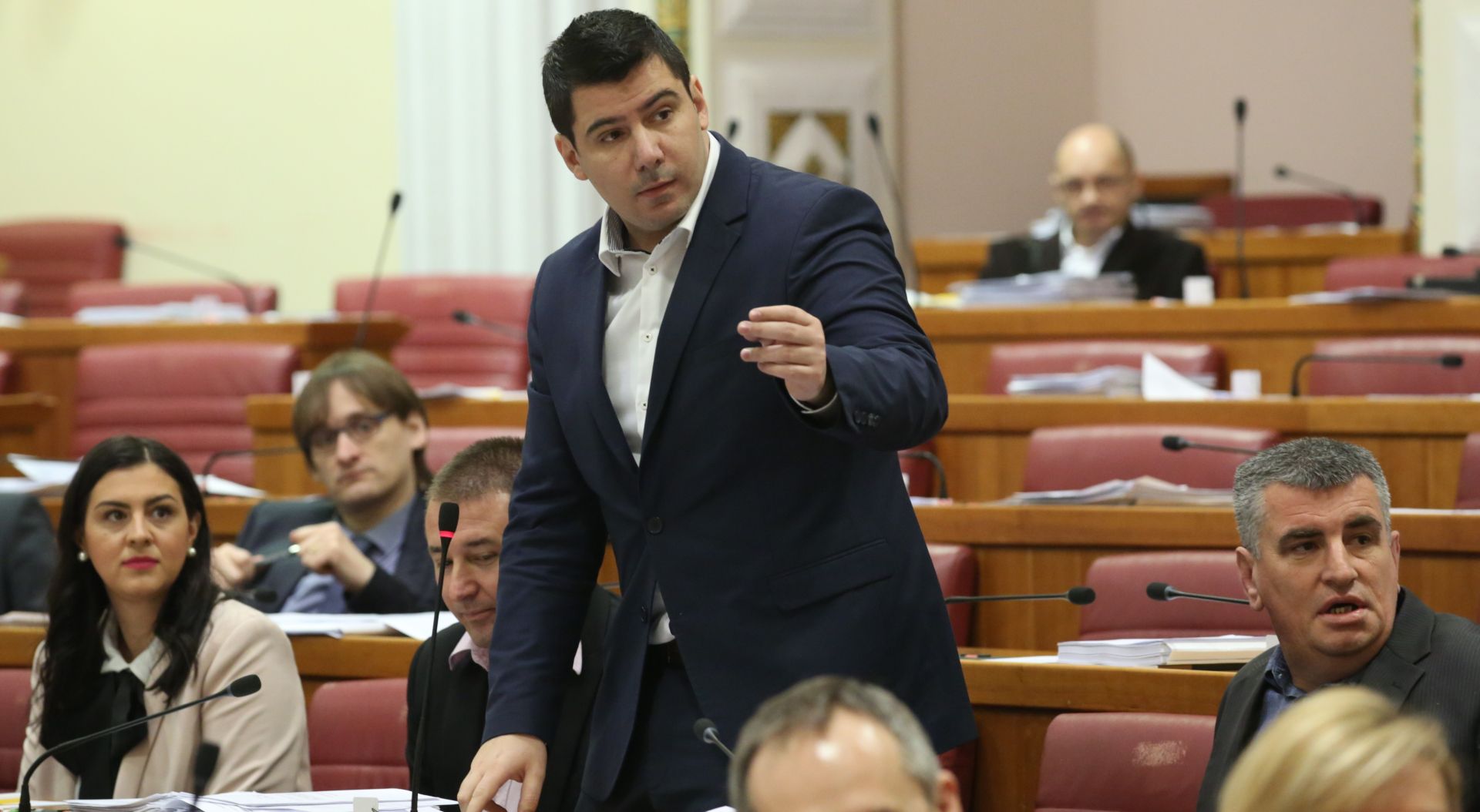 GRMOJA ‘Ako su točni napisi o autoplagiranju, nema šanse da Barišić ostane ministar’