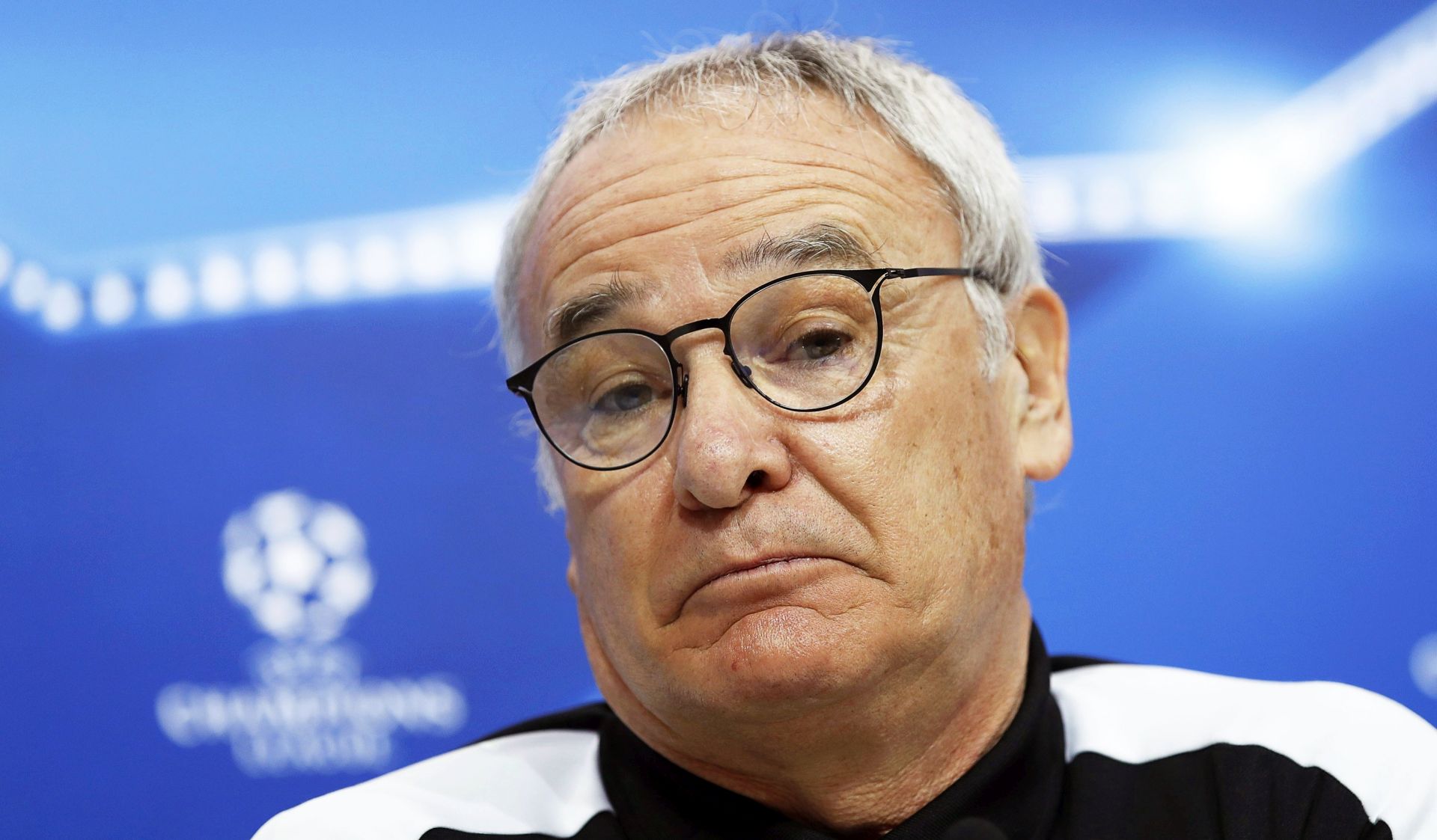 epa05811182 (FILE) A file picture dated 21 February 2017 of Leicester City's manager Claudio Ranieri during a press conference at the Sanchez Pizjuan stadium in Seville, southern Spain. Italian manager Claudio Ranieri has been sacked by Leicester City, the English Premier League side confirmed on 23 February 2017.  EPA/JULIO MUNOZ