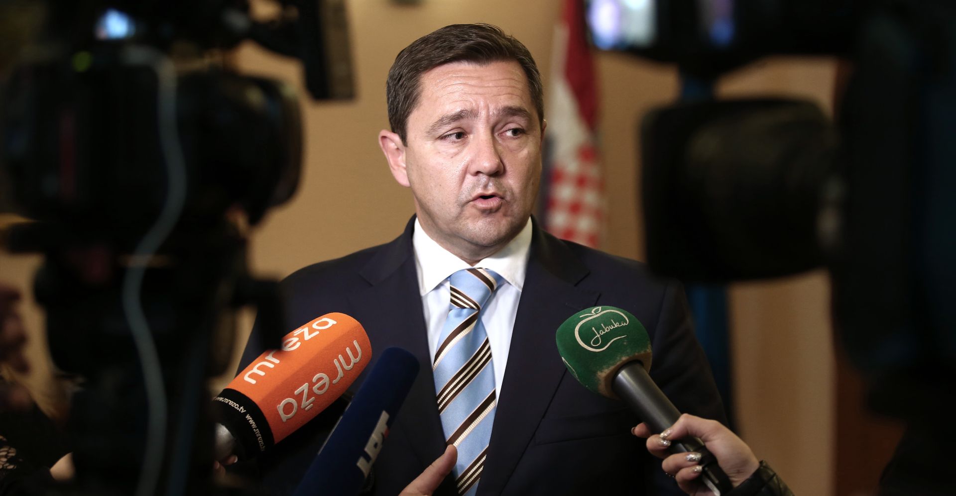 MIKULIĆ ‘Bandićevo manipuliranje i iskorištavanje nacionalnih manjina u izborne svrhe ‘