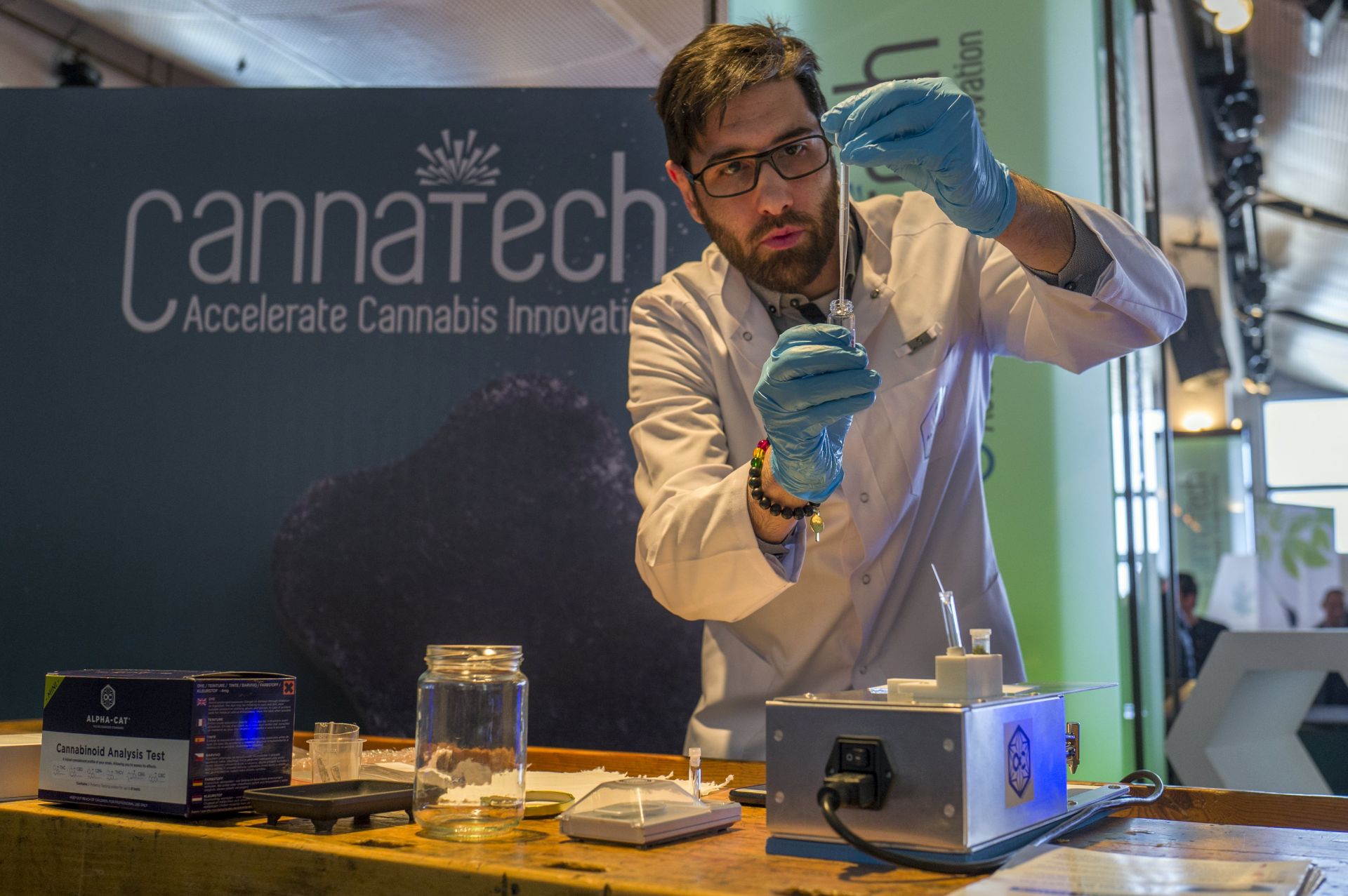 epa05860195 Sebastian Beguerie, from the French company Alpha-CAT, goes through a process to extract and measure the level of THC and Cannabinoids in medically grown cannabis during a presentation at the Cannatech conference in Tel Aviv, 20 March 2017. Cannatech is Israel's leading conference dealing with medical cannabis in all its phases from growing to extraction on THC and Cannabinoids to the preparation for distribution to medical patients such as cancer patients and people suffering from post-traumatic stress disorder (PTSD).  EPA/JIM HOLLANDER