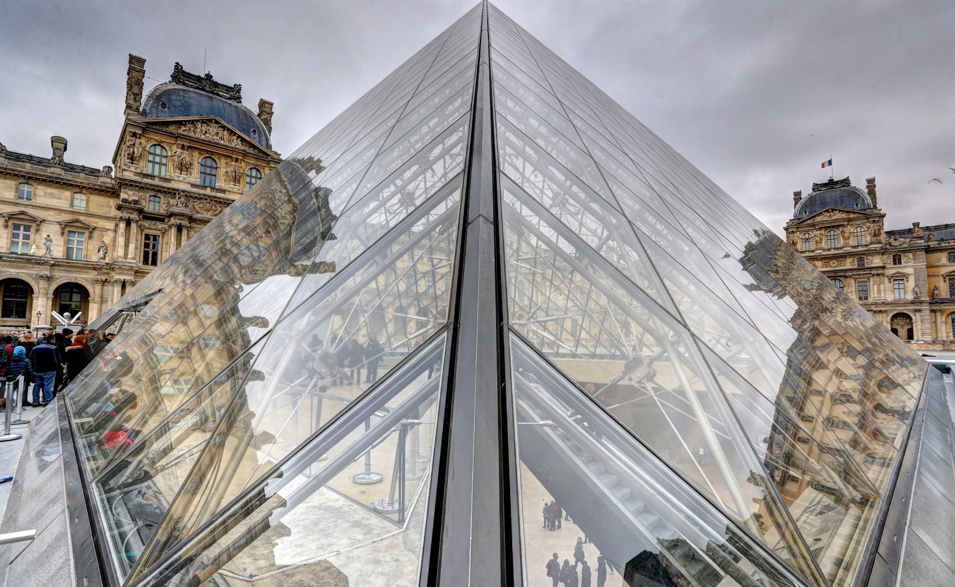 Pariz, 28.01.2017 - Muzej Louvre u Parizu.
foto HINA/ Damir SENÈAR /ds