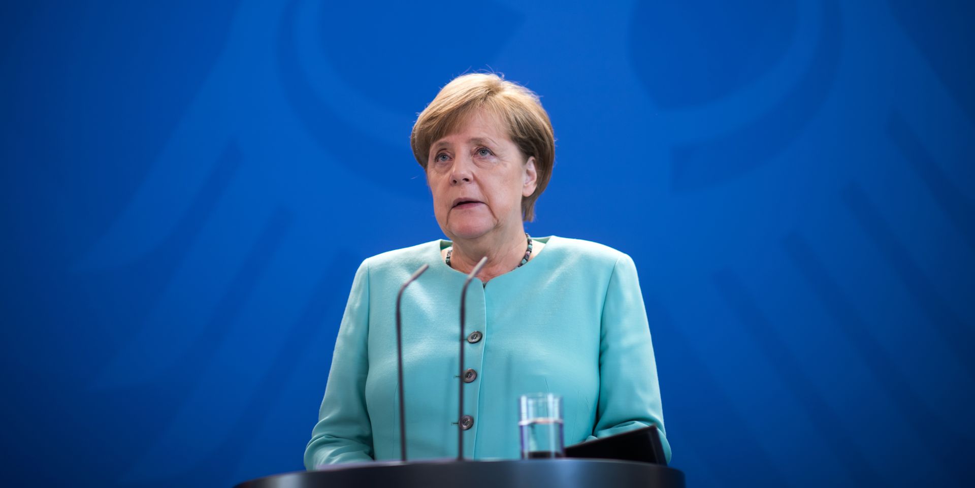 Merkel 100 dana uoči izbora uvjerljivo vodi