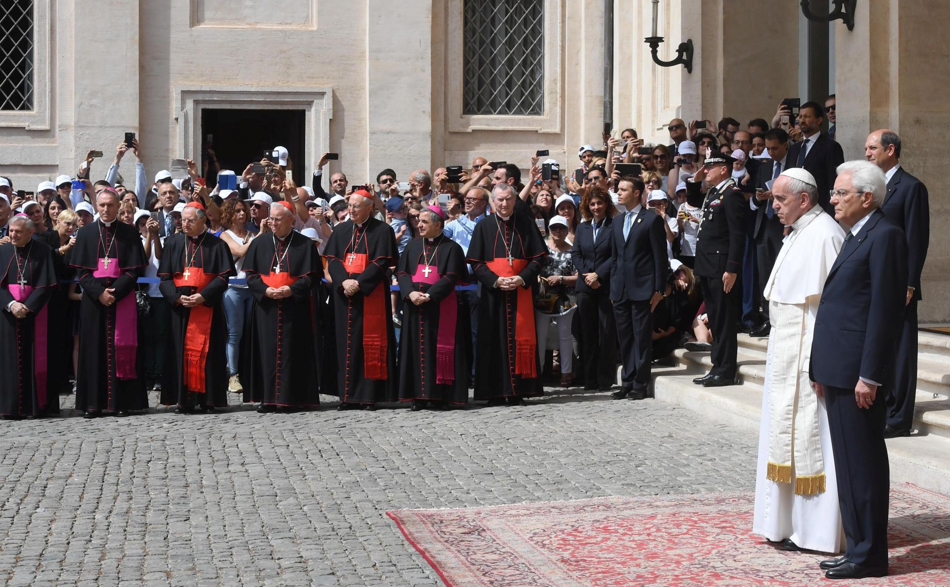 Papa u Italiji govorio o nezaposlenosti i migracijama