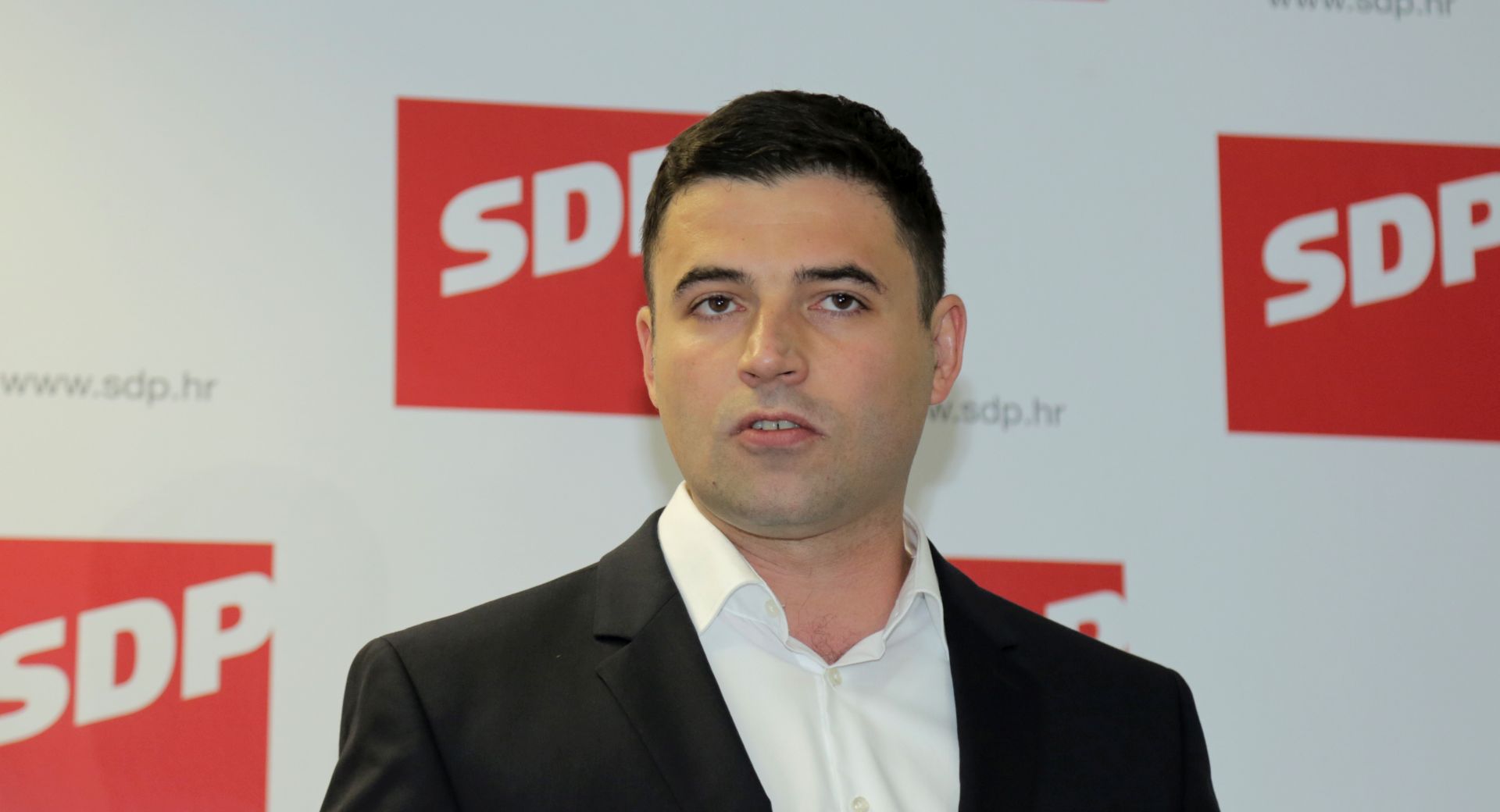 BERNARDIĆ ‘Plenković je obmanjivao javnost da struja neće poskupjeti’