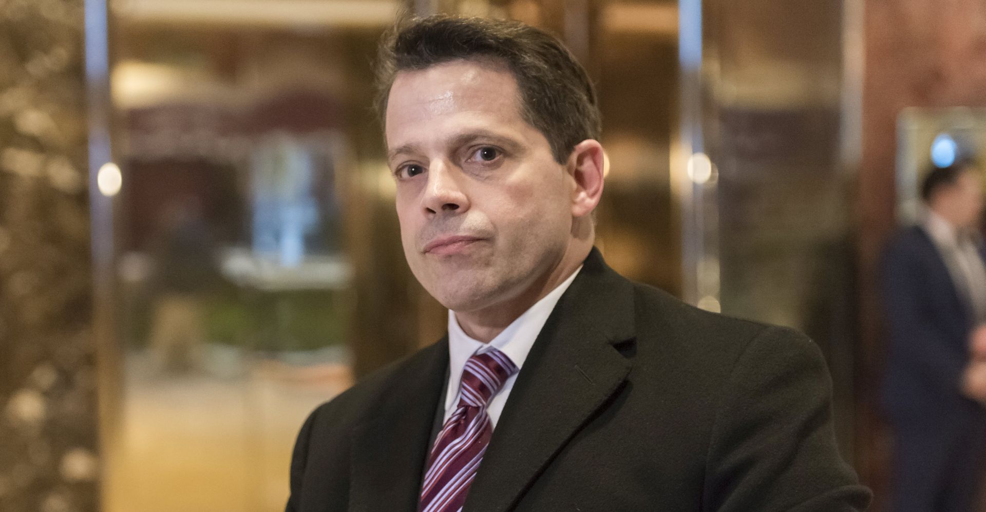 epa06102010 (FILE) Anthony Scaramucci speaks with members of the press in the lobby of Trump Tower in New York, New York, USA, 13 January 2017 (reissued 21 July 2017). According to media reports on 21 July 2017 Scaramucci has accepted the position of White House communications director.  EPA/ALBIN LOHR-JONES / POOL