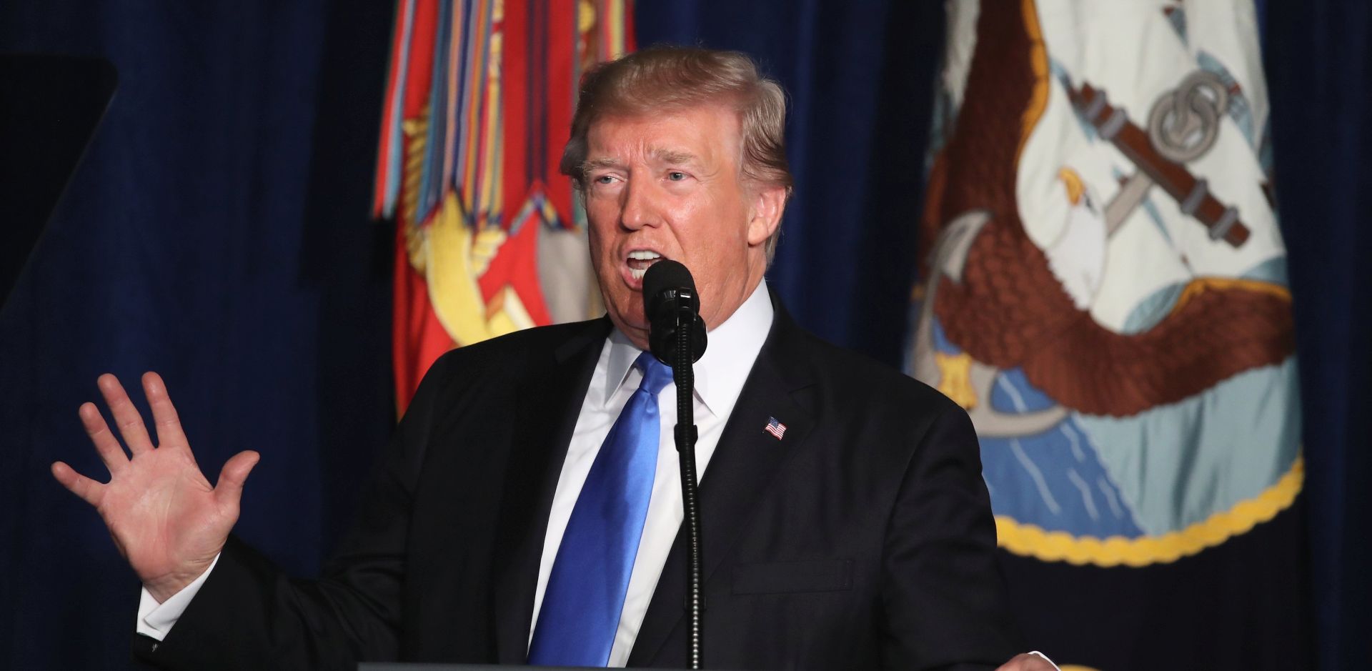 epa06155620 US President Donald J. Trump delivers remarks on Americas military involvement in Afghanistan at the Fort Myer military base in Arlington, Virginia, USA, 21 August 2017. Trump was expected to announce a modest increase in troop levels in Afghanistan, the result of a growing concern by the Pentagon over setbacks on the battlefield for the Afghan military against Taliban and al-Qaeda forces.  EPA/MARK WILSON / POOL