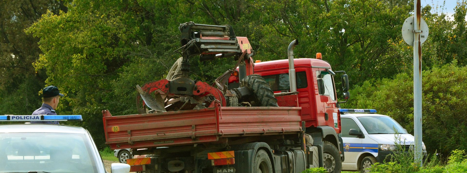 80-GODIŠNJAK Poginuo traktorist kod mjesta Donji Andrijevci