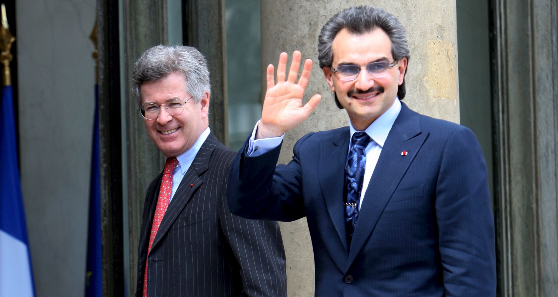 epa06309795 (FILE) - Prince Alwaleed Bin Talal Bin Abdulaziz Al Saud from Saudi Arabia (R) arrives with Diplomatic Councelor Jean David Levitte (L) at Elysee Palace, in Paris , France, 16 July 2008 (reissued 05 November 2017). According to reports Billionaire-prince Alwaleed Bin Talal is one of the eleven princes arrested on 04 November, along side four current ministers and tens of former ministers, in anti-corruption inquiry in Saudi Arabia.  EPA/LUCAS DOLEGA