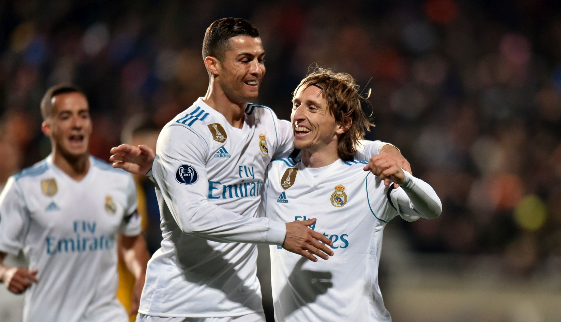 epa06342887 Real Madrid's players Luka Modric (R) and Cristiano Ronaldo celebrate a goal during the UEFA Champions League Group H match between Apoel FC and Real Madrid at the GSP stadium in Nicosia, Cyprus, 21 November 2017.  EPA/KATIA CHRISTODOULOU