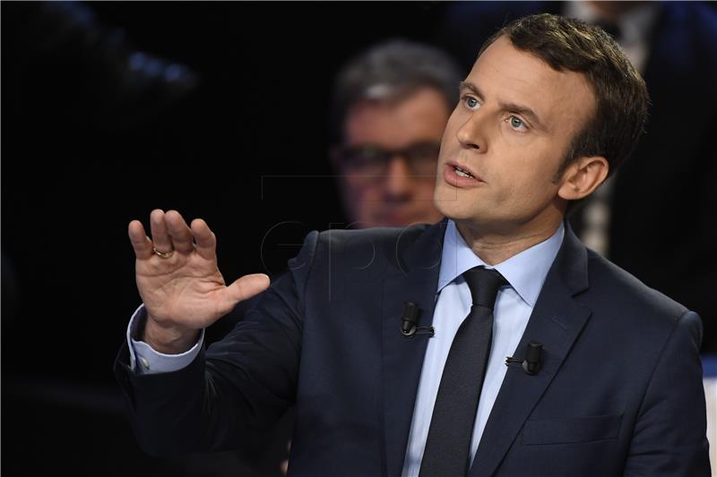 Macron obznanio novi plan za problematična francuska predgrađa