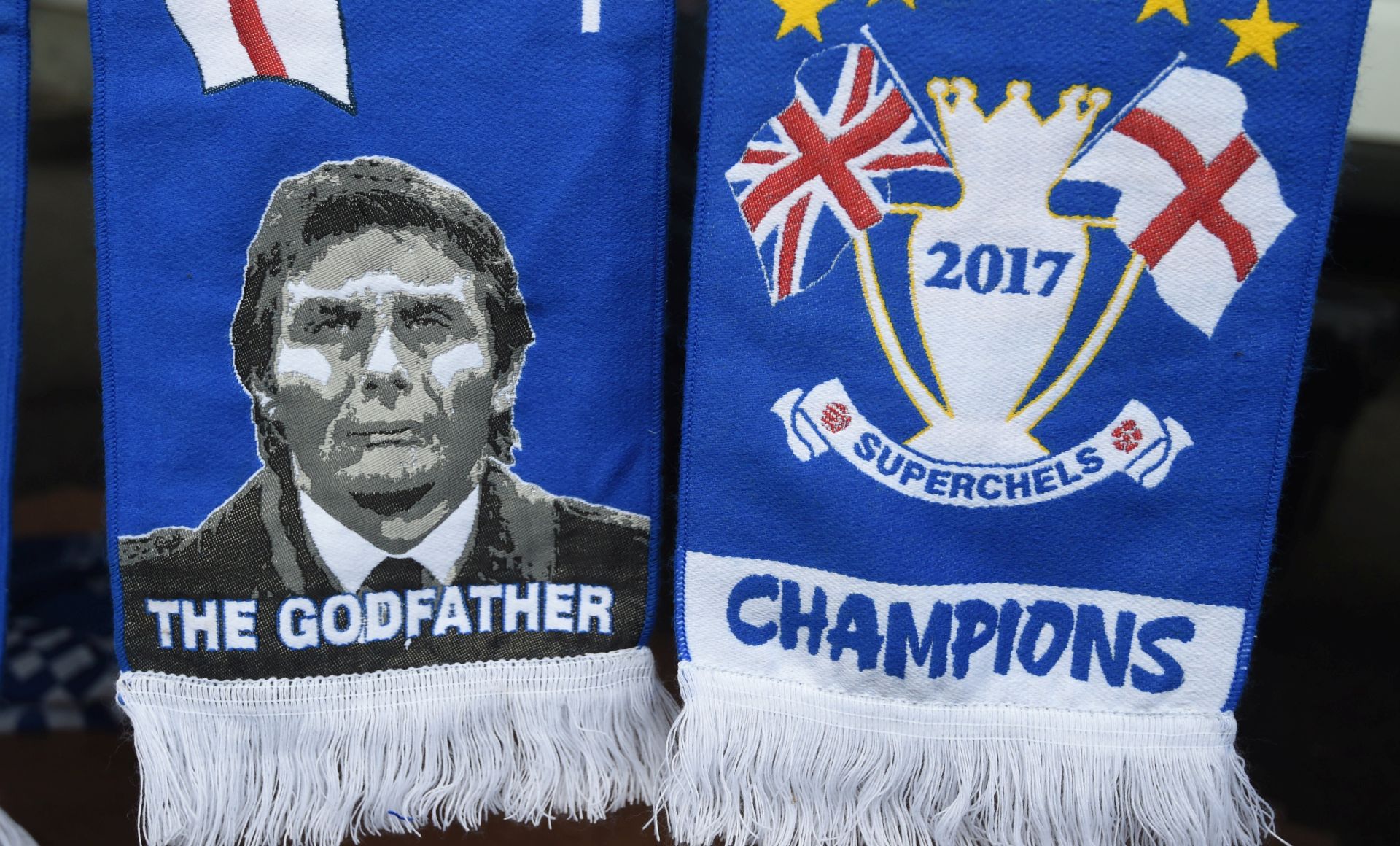 epa06435510 A scarf depicting Chelsea manager Antoino Conte is on sale ahead of the English Premier league game between Chelsea and Leicester City at Stamford Bridgein London, Britain, 13 January 2018.  EPA/FACUNDO ARRIZABALAGA EDITORIAL USE ONLY. No use with unauthorized audio, video, data, fixture lists, club/league logos or 'live' services. 
Online in-match use limited to 75 images, no video emulation. No use in betting, games or single club/league/player publications