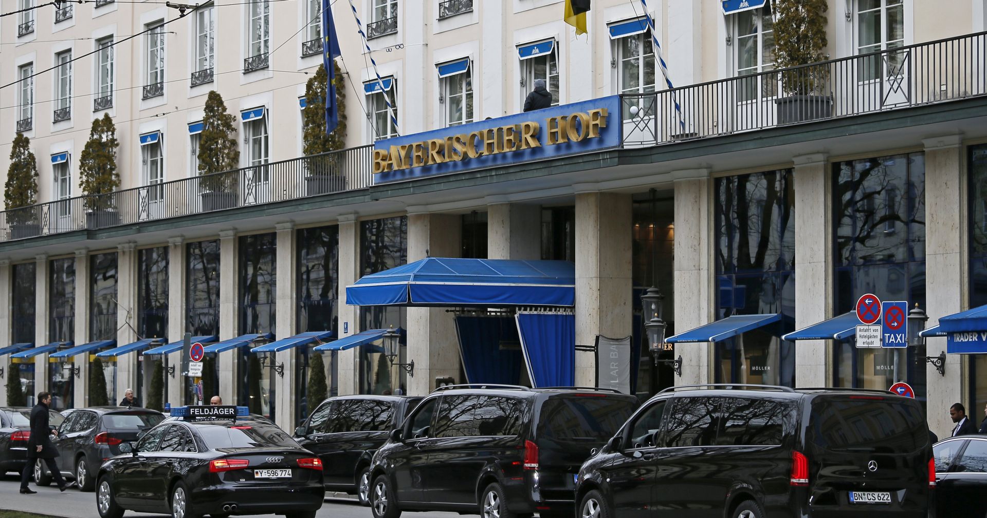 epa06528324 An exterior view of the 'Bayerischer Hof' hotel, the venue of the 54rd Munich Security Conference (MSC), in Munich, Germany, 15 February 2018. In their annual meeting, politicians and various experts and guests from around the world discuss global security topics from 16 to 18 February.  EPA/RONALD WITTEK