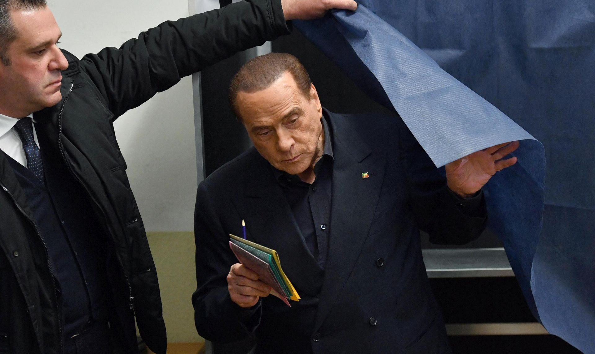 IZLAZNE ANKETE U Italiji vodi Berlusconi i koalicija desnog centra
