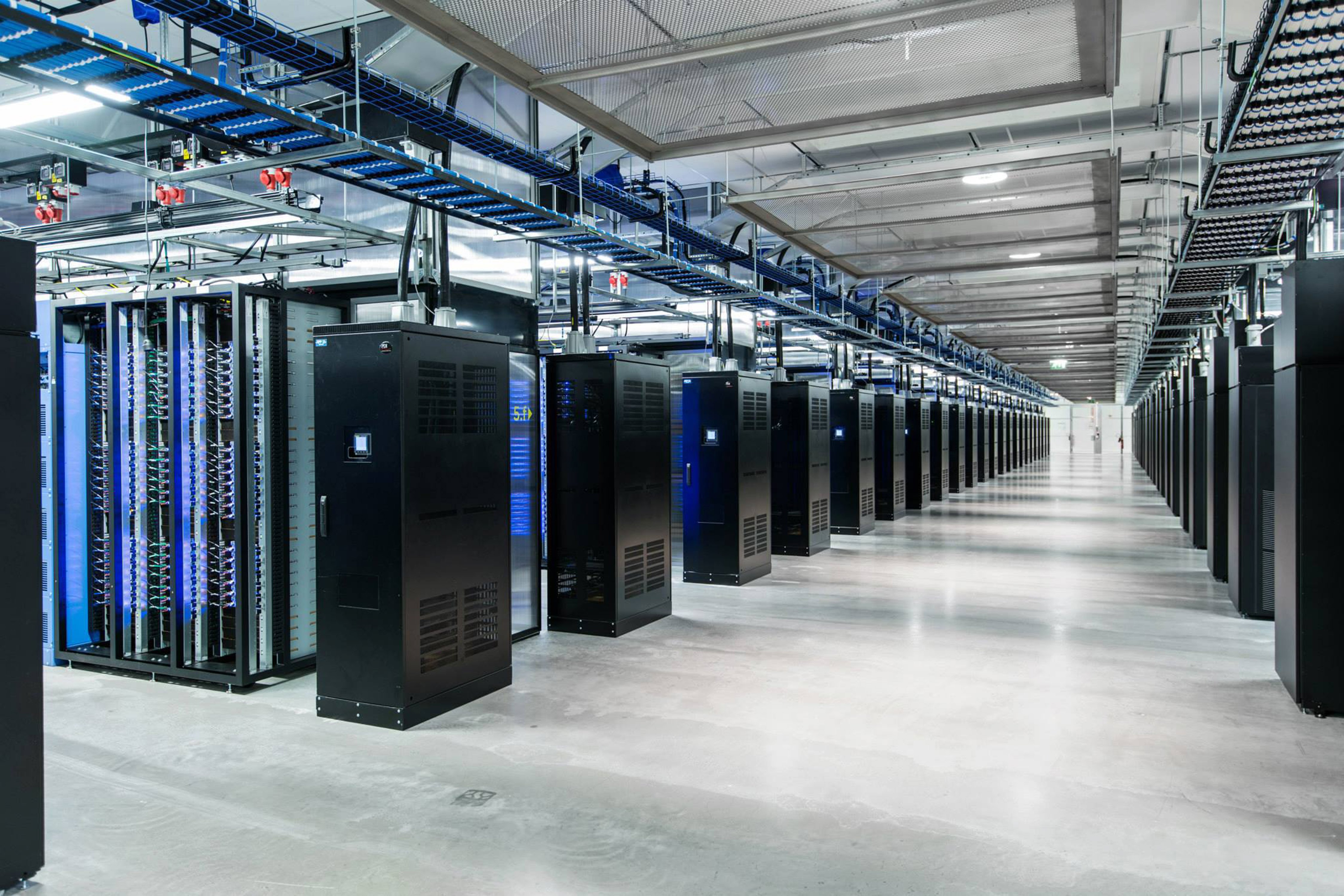 epa06616485 Undated handout image released by Facebook showing the interior of their data center campus in Lulea, Sweden, 20 March 2018. A growing controversy in both the Great Britain and the US has raised questions about how Cambridge Analytica, a firm hired by US President Trump's 2016 election campaign, was able to gain access to private information on over more than 50 million Facebook users.  EPA/FACEBOOK / HANDOUT EDITORIAL USE ONLY, NO SALES, MAY ONLY BE USED WHEN FEATURING FACEBOOK OR TO ILLUSTRATE AN ARTICLE ABOUT FACEBOOK HANDOUT EDITORIAL USE ONLY/NO SALES