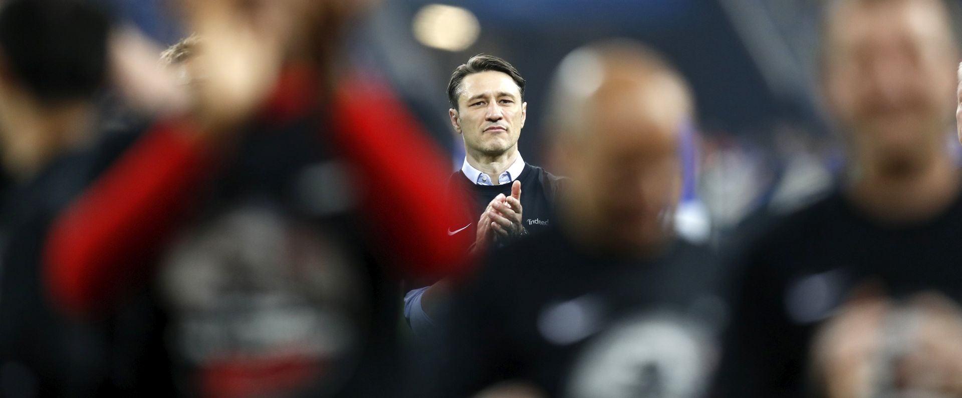epa06678269 Frankfurt's head coach Niko Kovac celebrates after winning the German DFB Cup semi final soccer match between FC Schalke 04 and Eintracht Frankfurt in Gelsenkirchen, Germany, 18 April 2018. (ATTENTION: The DFB prohibits the utilisation and publication of sequential pictures on the internet and other online media during the match (including half-time). ATTENTION: BLOCKING PERIOD! The DFB permits the further utilisation and publication of the pictures for mobile services (especially MMS) and for DVB-H and DMB only after the end of the match.  EPA/FRIEDEMANN VOGEL
