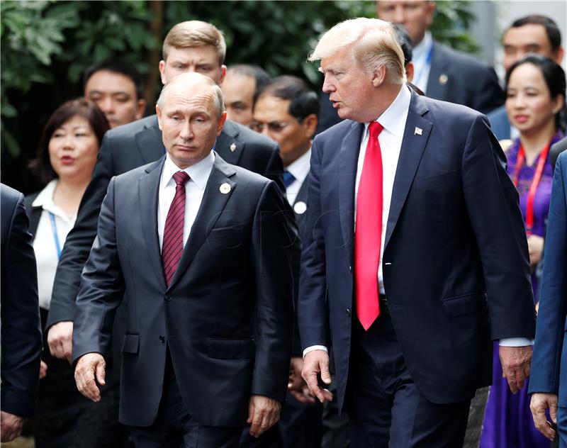 Trump i Putin sutra se sastaju u Helsinkiju