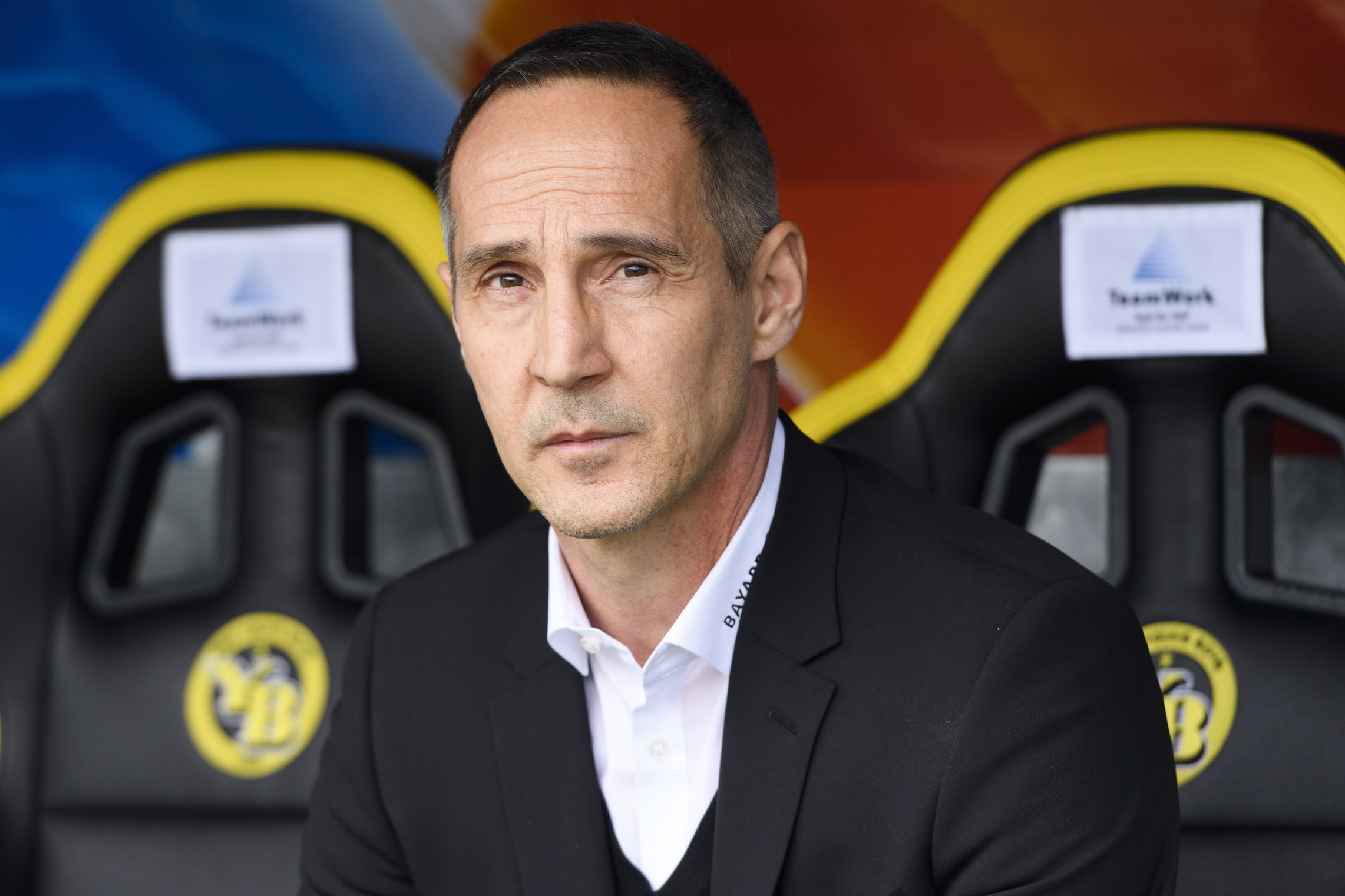 epa06741701 (FILE) Bern's headcoach Adi Huetter during the Super League match between BSC Young Boys Bern and FC Basel at the Stade de Suisse in Bern, Switzerland, 02 April 2018 (reissued 16 May 2019). Media reports state that Adi Huetter becomes the new head coach of German Bundesliga side Eintracht Frankfurt.  EPA/ANTHONY ANEX *** Local Caption *** 54236936