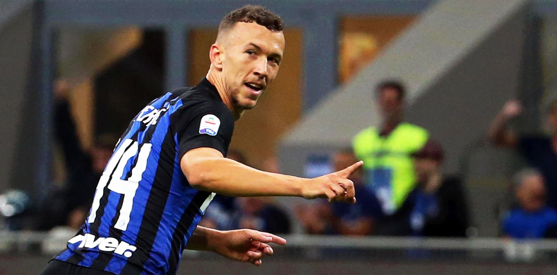 epa06975313 Inter's Ivan Perisic celebrates after scoring the 1-0 lead during the Italian Serie A soccer match between Inter Milan and Torino FC in Milan, Italy, 26 August 2018.  EPA/MATTEO BAZZI
