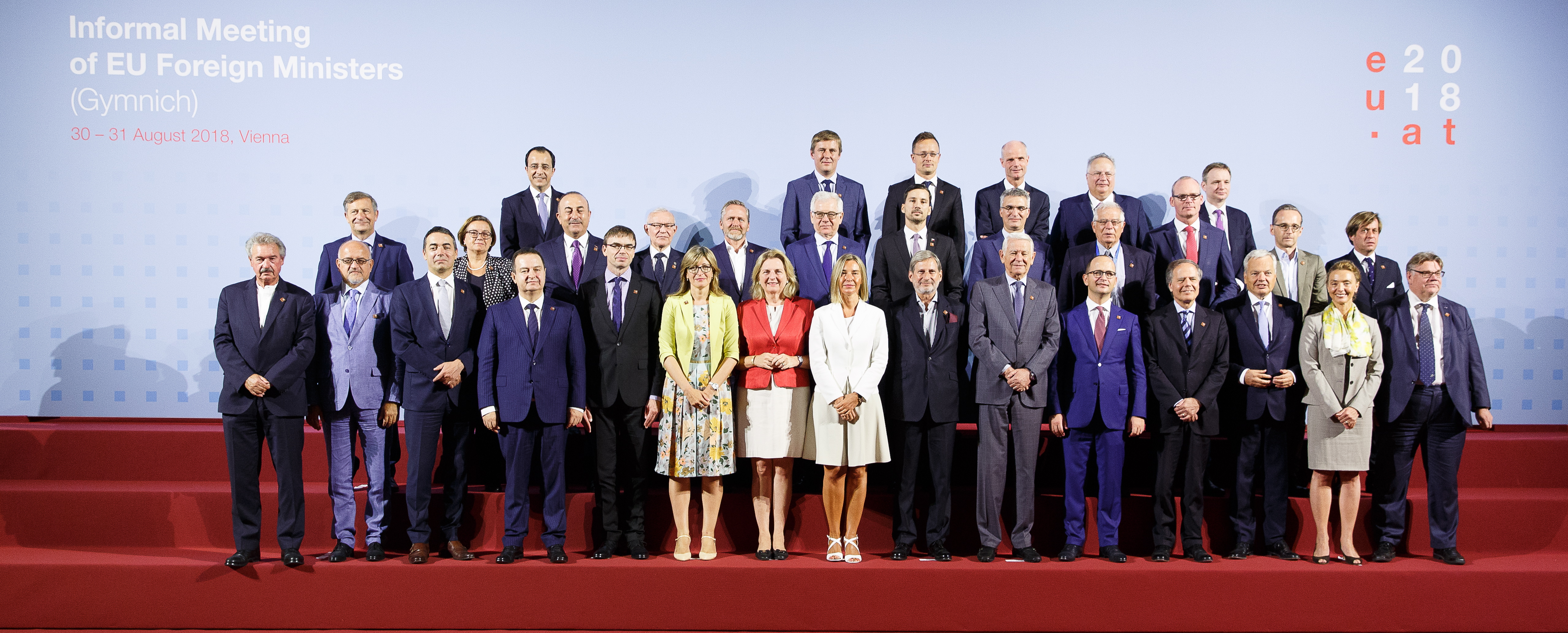 epa06986300 European and Candidate Countries foreign ministers pose for a group photo during the informal meeting of foreign affairs ministers at the Hofburg Palace in Vienna, Austria, 31 August 2018. Austria hosts a two-day informal meeting of foreign affairs ministers in Vienna on 30 and 31 August. Austria took over its third Presidency of the European Council from July 2018 until December 2018.  EPA/FLORIAN WIESER