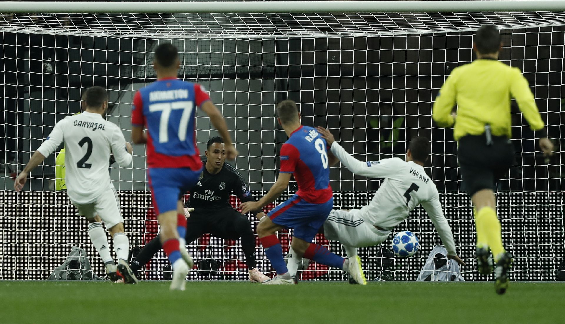 epa07064726 Nikola Vlasic (C) of PFC CSKA scores against Real Madrid during the UEFA Champions League group G soccer match between PFC CSKA Moskva and Real Madrid CF at the Luzhniki stadium in Moscow, Russia, 02 October 2018.  EPA/SERGEI ILNITSKY