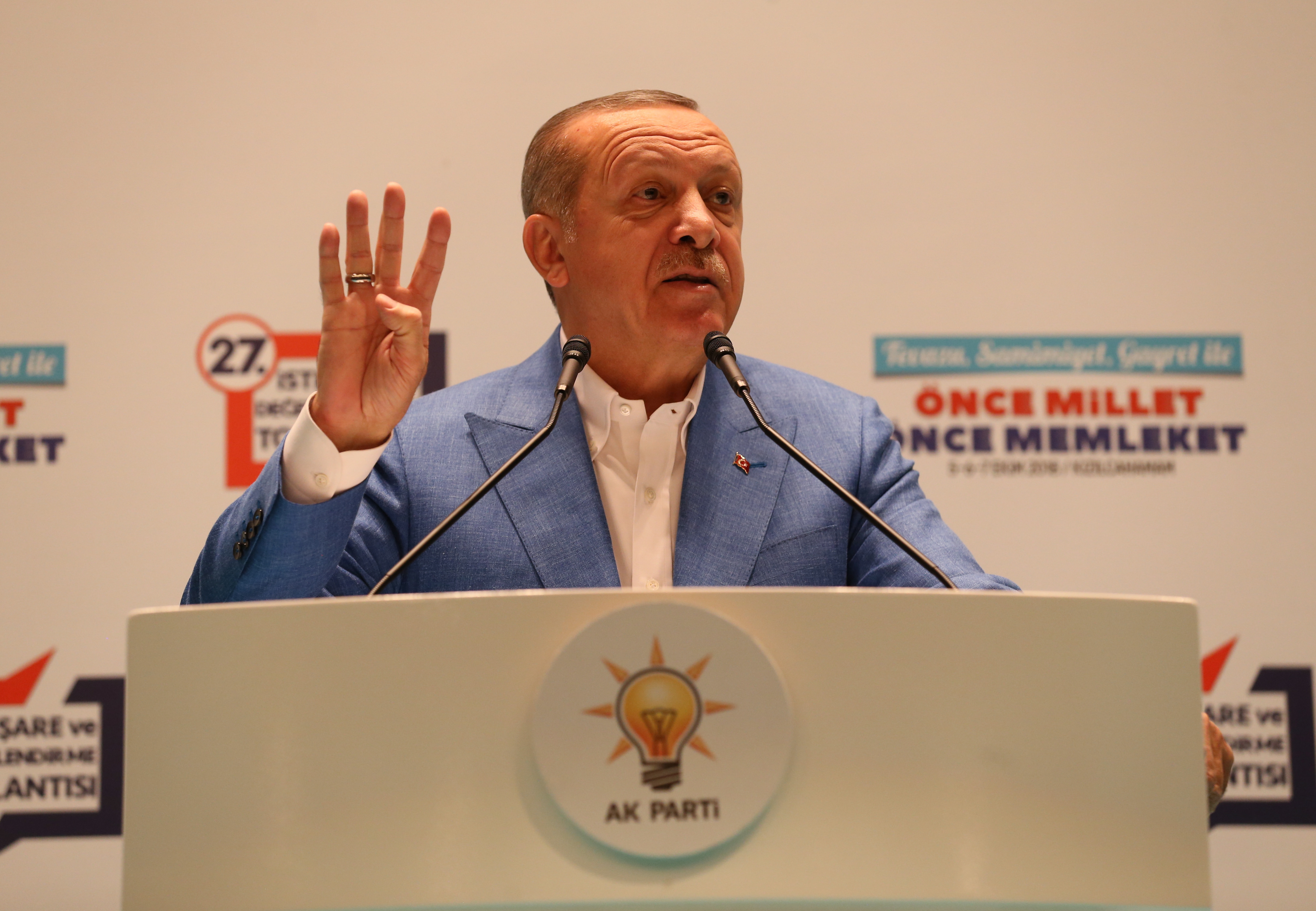 epa07076789 A handout photo made available by the Turkish President Press Office shows Turkish President Recep Tayyip Erdogan speaking during his Justice and Development (AK) party meeting in Ankara, Turkey, 07 October 2018. Media reports state Erdogan said he is following the developments on the disappearance of Saudi journalist Jamal Khashoggi who has gone missing after visiting the Saudi consulate in Istanbul on 02 October.  EPA/CEM OKSUZ HANDOUT  HANDOUT EDITORIAL USE ONLY/NO SALES
