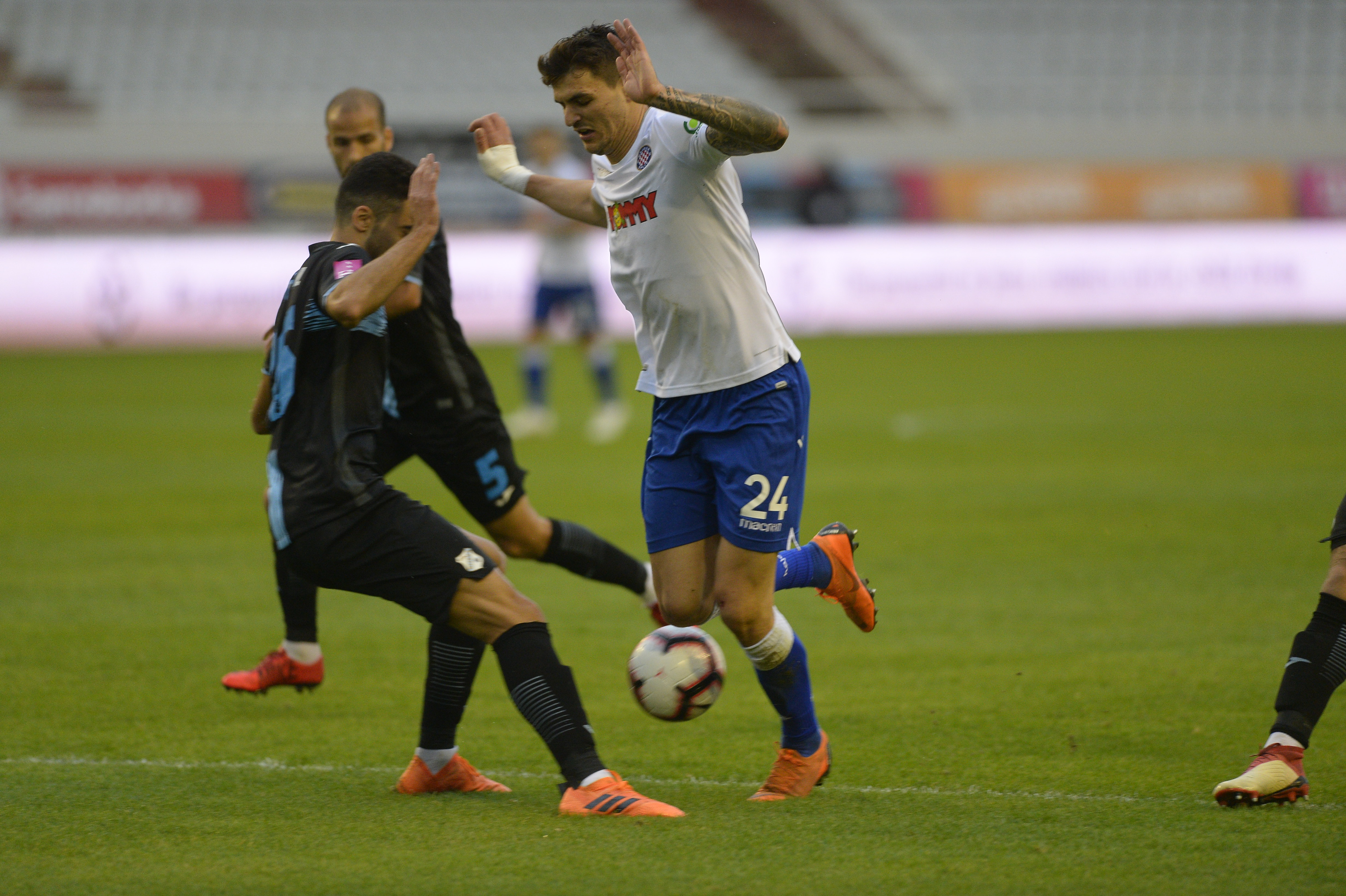 PRVA HNL Remi na Poljudu, Dinamo povećao prednost