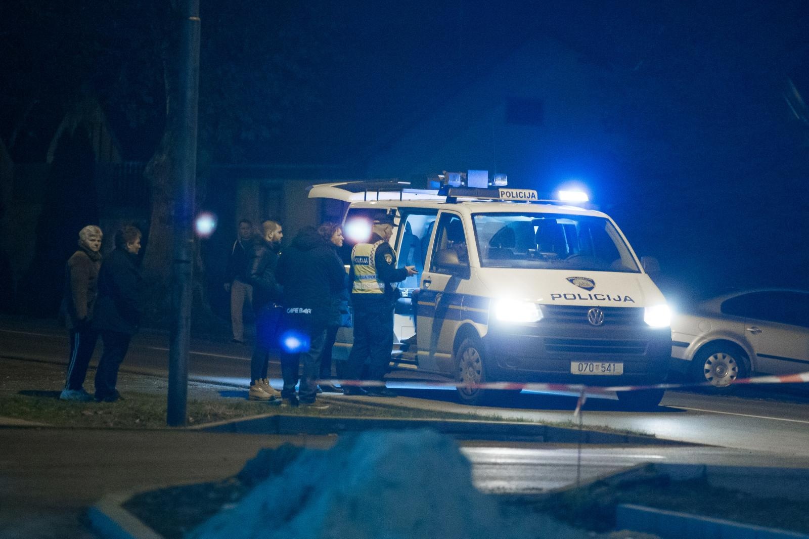 Osijek: Automobilom usmrtio pješakinju 10.12.2018., Osijek - Nalet osobnog automobila na pjesakinju koja je smrtno stradala.
Photo: Davor Javorovic/PIXSELL