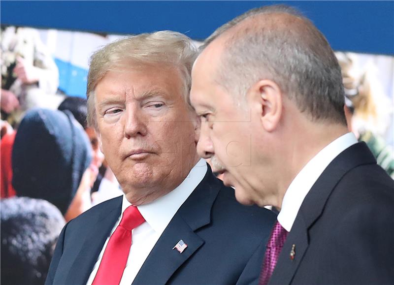 Trump, tvrde Turci, radi na izručenju Gulena