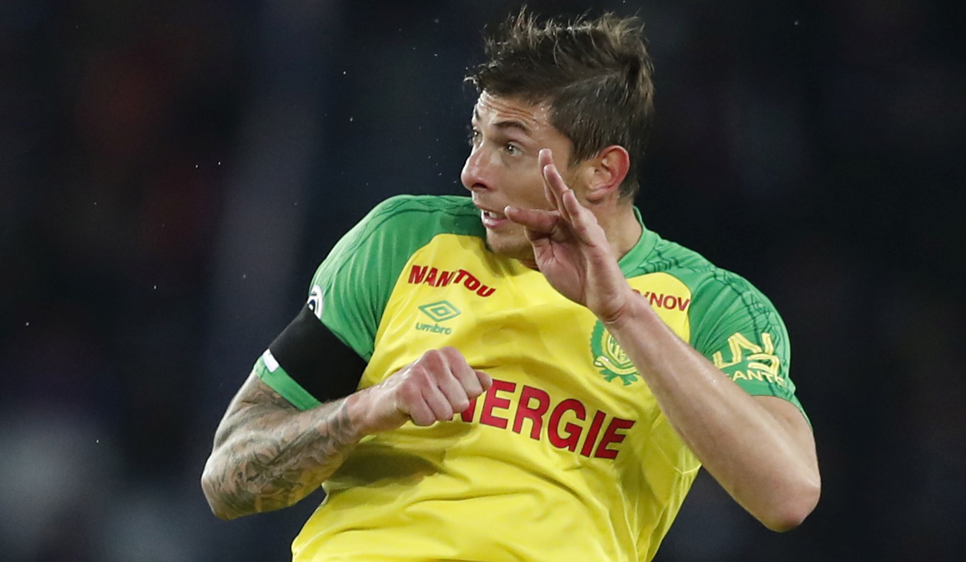 epa07308826 (FILE) - Argentine soccer player Emiliano Sala in action during the soccer ligue 1 match between Paris Saint Germain and FC Nantes in Paris, France, 18 November 2017 (reissued 22 January 2019). According to media reports, French authorities have confirmed that Cardiff City soccer player Emiliano Sala was on board of a light plane which has disappeared on its way from France to the UK.  EPA/IAN LANGSDON
