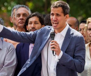 epa07276071 President of the Venezuelan National Assembly Juan Guaido (C) participates in a protest to denounce the 'illegitimacy' of Nicolas Maduro's Government, in Caracas, Venezuela, 11 January 2019. President of the Venezuelan National Assembly Juan Guaido demanded the support of citizens, members of the military and the international community to take control of the Executive.  EPA/MIGUEL GUTIERREZ