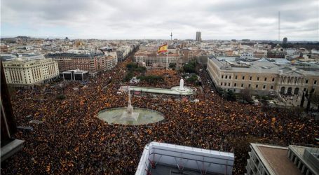 MADRID Prosvjedi protiv socijalističkog premijera