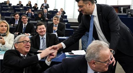 ANKETA HDZ osvaja 6 od 12 mjesta u Europskom parlamentu