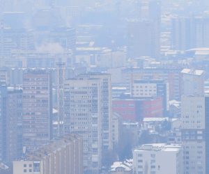Panorama grada Sarajeva pod maglom 24.01.2019., Sarajevo, BiH - Panorama grada Sarajeva pod maglom.

Photo: Armin Durgut/PIXSELL